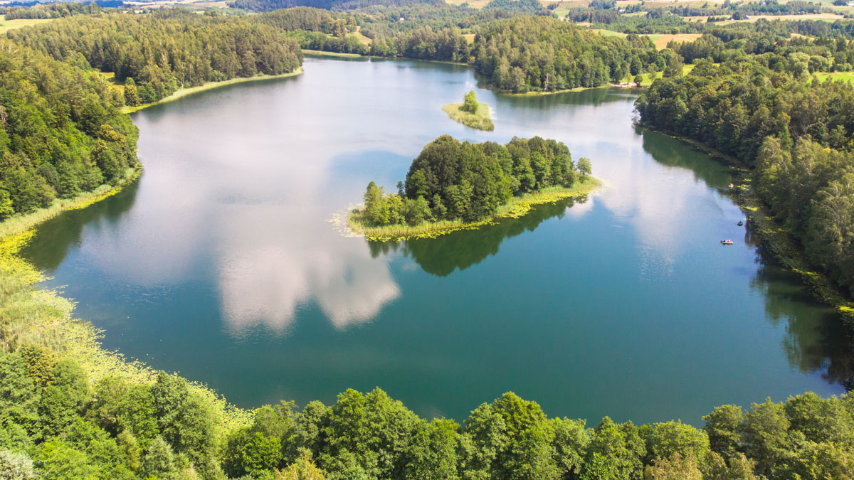 Suwalski Park Krajobrazowy – Przyrodniczy Skarb Polski Stworzony przez Lodowiec